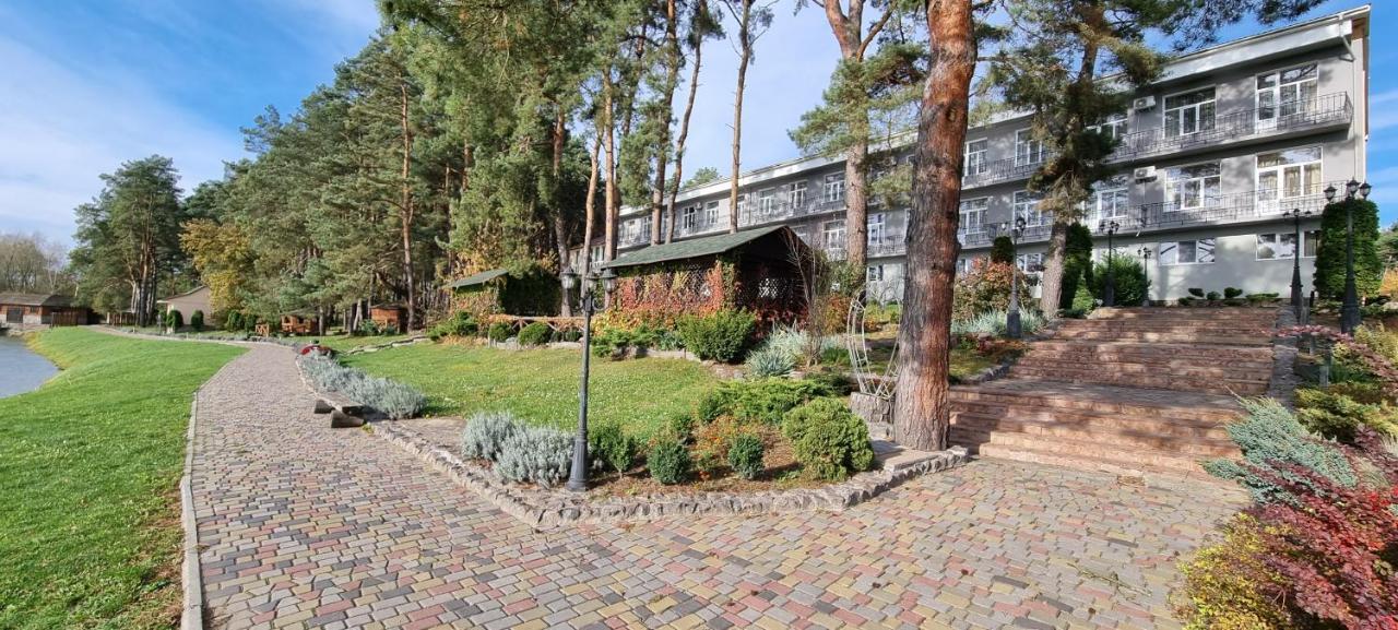 Готельно-Ресторанний Комплекс Три Бобри Lytovezh Екстер'єр фото
